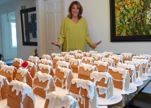 gingerbreadhouselady-1-500x356-4300857