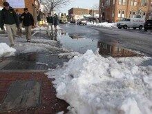 rb-snow-020414-2-220x165-4773272