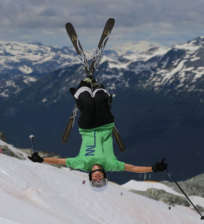 r_reynolds_backflip_2014-1854788