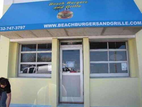 sb-beach-burgers-052014-500x375-7937202
