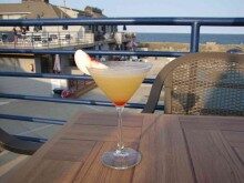 ama-peach-martini-072214-220x165-6948444
