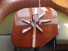 woodys-table-220x165-1926841