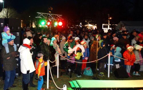 120714-rumson-xmas17-500x313-1172658