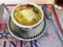 123014-americana-diner3-220x162-7387773