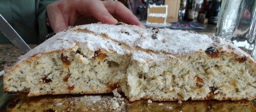 013015-irish-soda-bread4-500x219-8626170