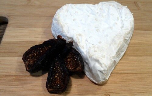 021015-cheesecave-heart-500x316-1796639