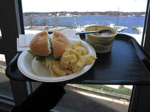 riverviewcafeteria-500x375-1559366
