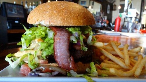 040115-jamianmonsterburger1-500x281-4110165
