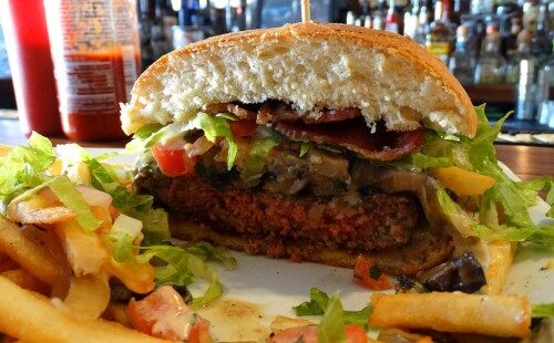 040115-jamianmonsterburger3-500x310-7171335