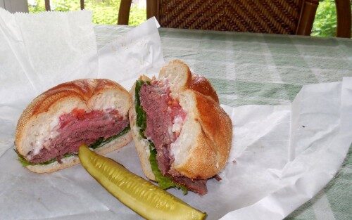 052115-sickles-lunch2-500x313-2241705