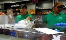 052115-sickles-lunch3-220x135-2472041