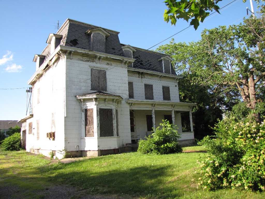 rb-fortune-house-3-061213-7156799