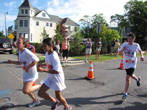 rumson-kids-tri-061415-11-500x375-8886982