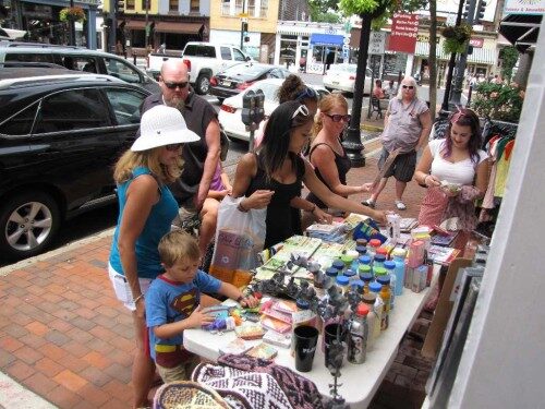 rb-sidewalk-sale-3-072713-500x375-1703812
