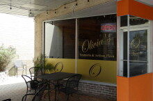 081915olivias1-220x145-3709941
