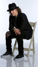 boney_james_2013-126x220-9815141