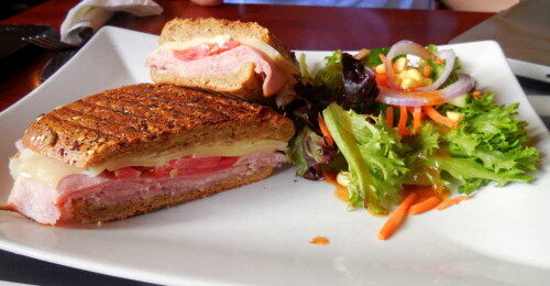 092915danishcafe1-500x260-8924398