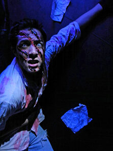 hauntedtheater4-8208901