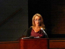 tracy-handerhan-101315-220x165-1791153