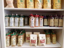 011516charlestonstonshop4-220x165-8207342