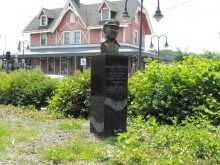 basie-bust2-220x165-1922264