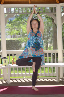 wesleyan_cafe_yoga-8502571