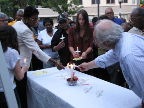 rb-vigil-061616-2-500x375-2726360