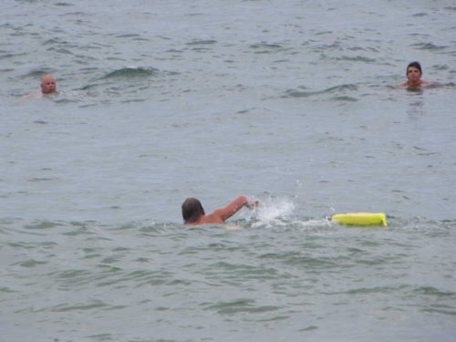 sb-lifeguards-071316-3-500x375-2932991