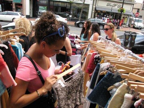 rb-sidewalk-sale-5-072713-500x375-3699016