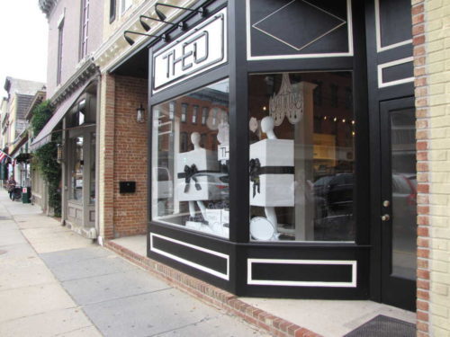 theo-080216-500x375-5610309