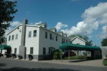 lincroft-inn-220x146-5212623