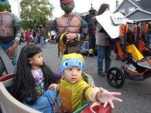 rb-halloween-101815-10-220x165-3488600