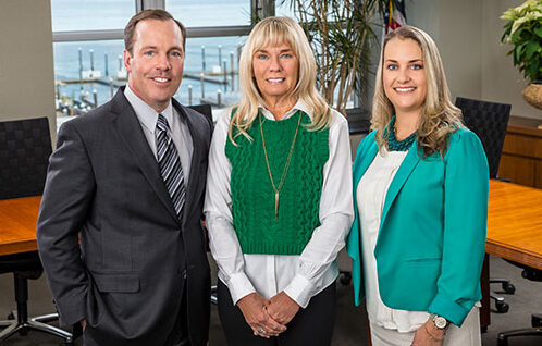 timhogan_nancymulheren_jennifersmith_rmc-board-room_3930master_web-7463645