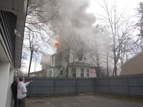 rb-fire-033017-20-500x375-4645977