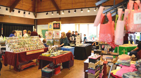 spring-craft-fair-3102373