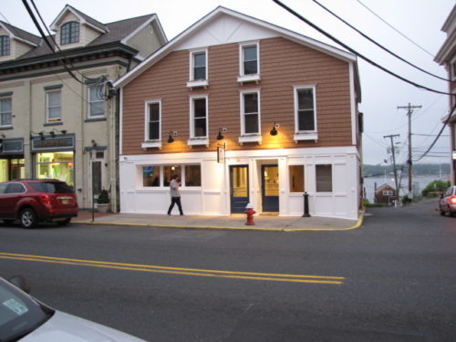 26-west-on-the-navesink-060517-500x375-7013176