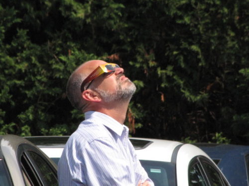 partial-eclipse-082117-14-500x375-8424640