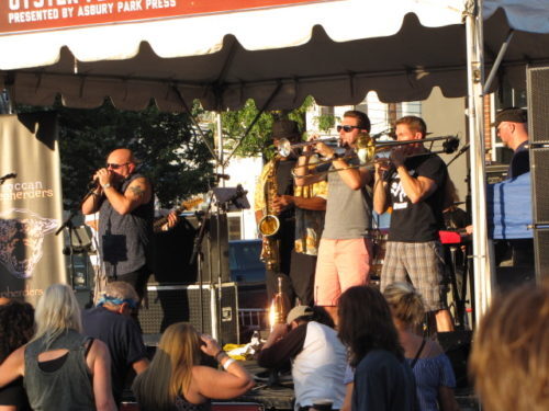 rb-oysterfest-092417-15-500x375-8462482