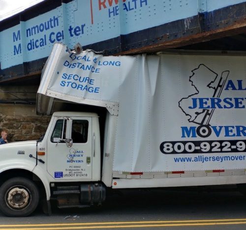 truck-stuck-072818-500x467-3290483