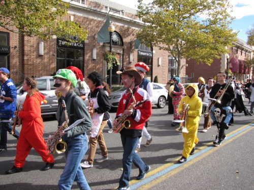 rb-halloween-parade-102118-32-500x375-3912738
