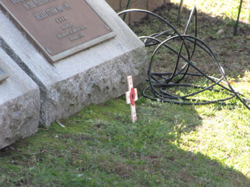 rb-monument-111118-2-500x375-8696093
