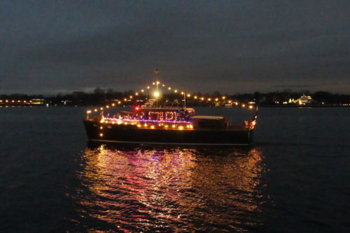 red-bank-admiral-barge-121518-4-500x332-4021713