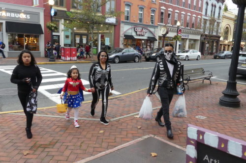 red-bank-halloween-103119-3-500x332-1710774