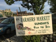 rb-farmers-market-052917-220x165-7062838