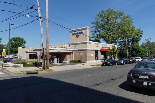 red-bank-170-broad-051821-500x332-2123257