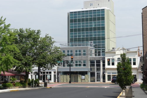 red-bank-21-east-front-070821-500x332-4401907
