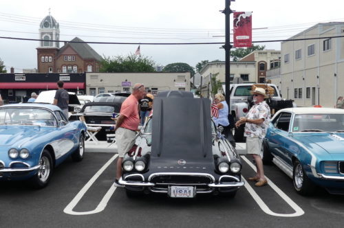 red-bank-holiday-car-show-071121-7-500x332-5537673