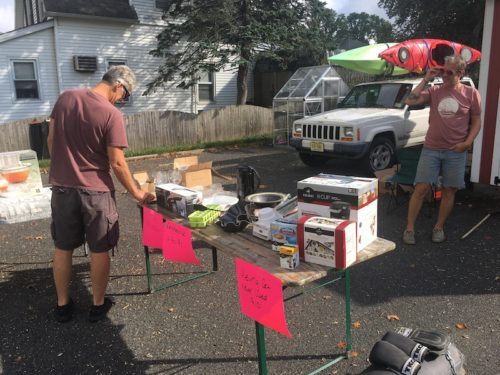 red-bank-yard-sale-091821-4-500x375-2767004