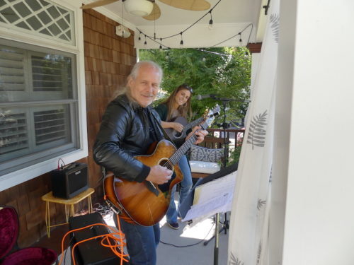 porchfest-100922-37-drummond-1-500x375-8858737