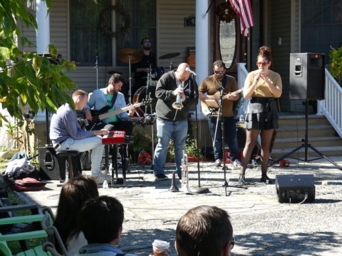 red-bank-porchfest-100922-98-leighton-1-500x375-2339921